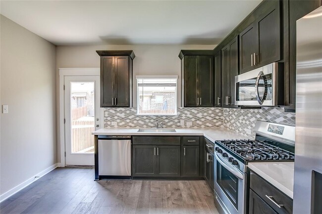 Building Photo - 601 Dusky Sap Ln