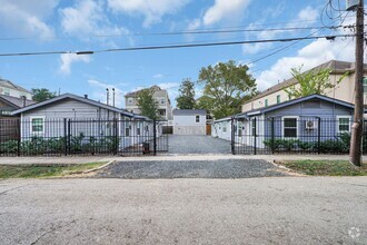 Building Photo - Living in The Heights