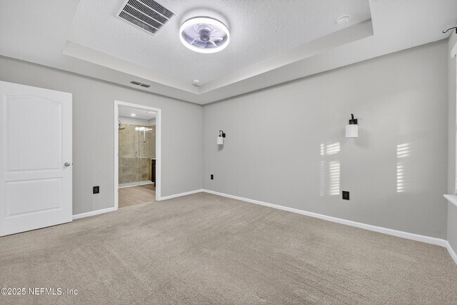 Building Photo - 66108 Edgewater Dr