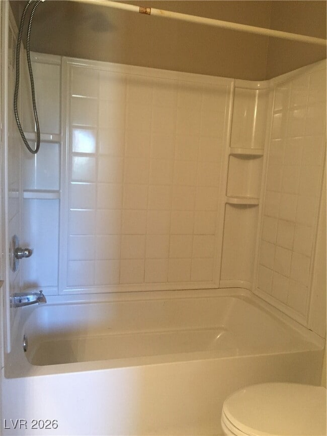 Building Photo - 668 Shadwell St