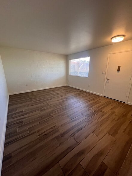 Building Photo - 10363 W Peoria Ave