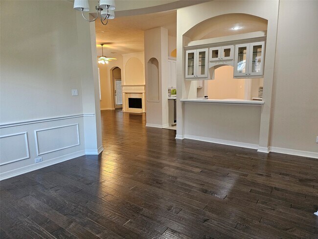 Building Photo - 3218 Waters Edge Dr