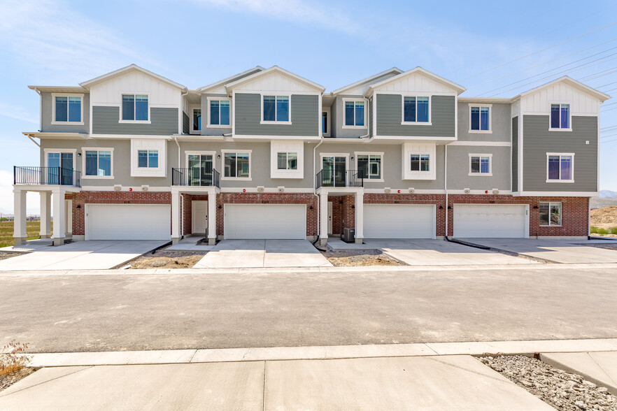 Building Photo - 4201 W Dead Horse Ct