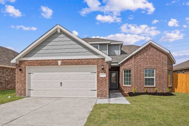 Primary Photo - 15695 Honey Cv Dr