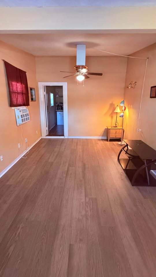 Building Photo - 3324 Webber St