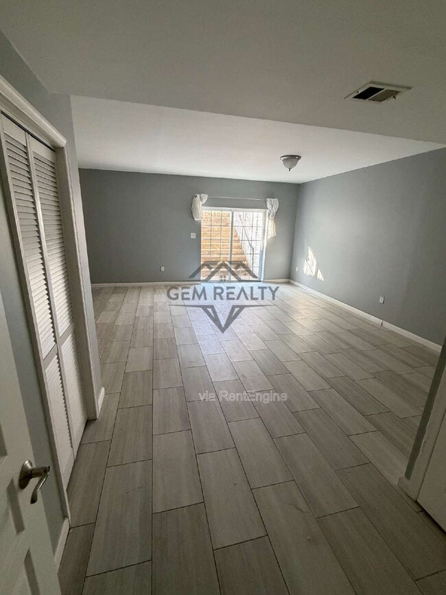 Building Photo - 3675 Expedition Dr