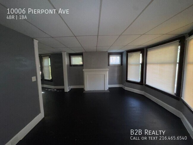 Building Photo - 10006 Pierpont Ave