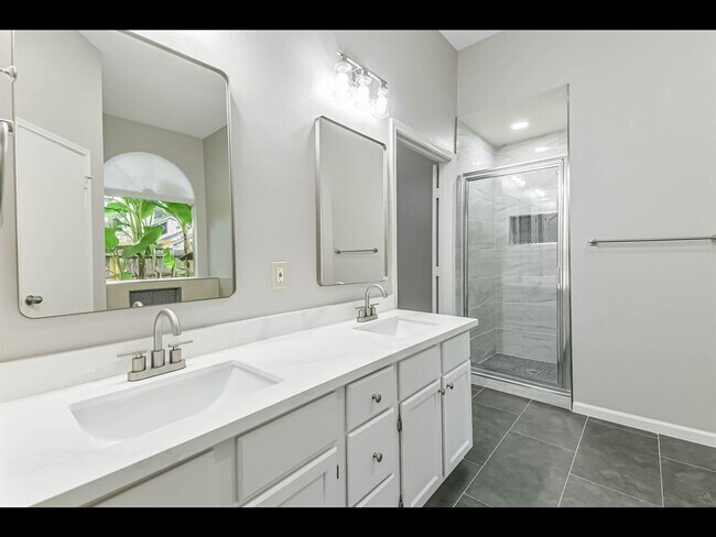 Building Photo - 3627 Liles Ln