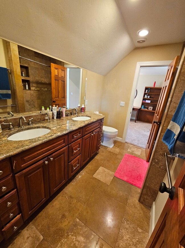 Building Photo - 311 Desert Sun Ct
