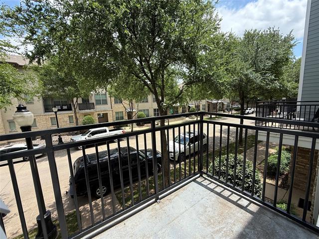 Building Photo - 6740 Windhaven Pkwy
