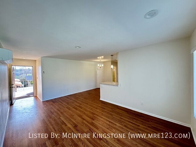 Building Photo - 2 WEEKS FREE MOVE-IN SPECIAL!! Lovely Remo...