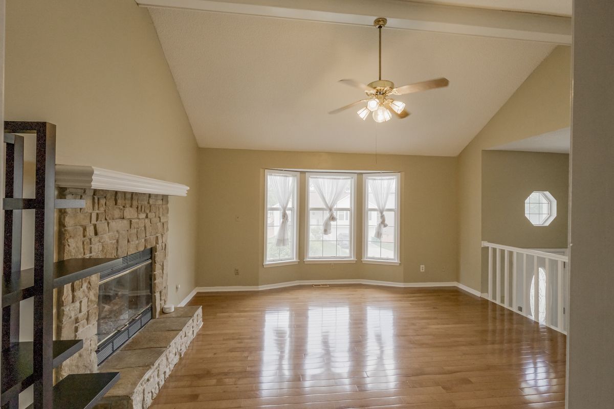 Building Photo - 10725 Cleveland Ave