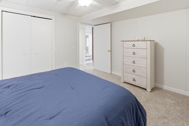 Building Photo - Furnished Home on KY Lake