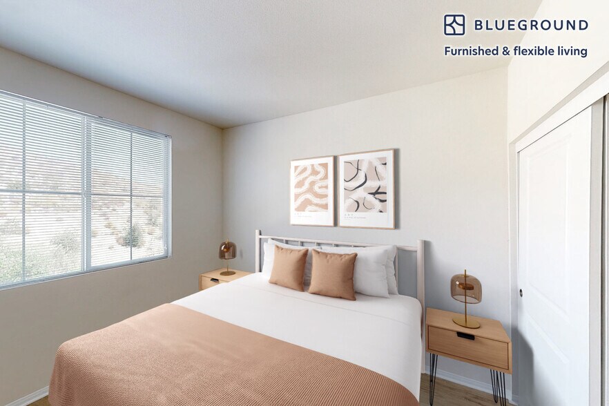 Building Photo - 1579 E Jefferson Wy