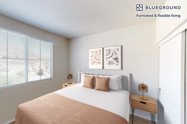 Building Photo - 1579 E Jefferson Wy