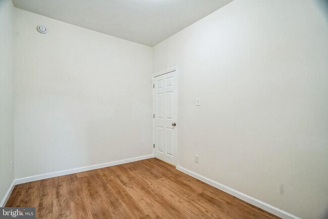 Building Photo - 435 N 32nd St