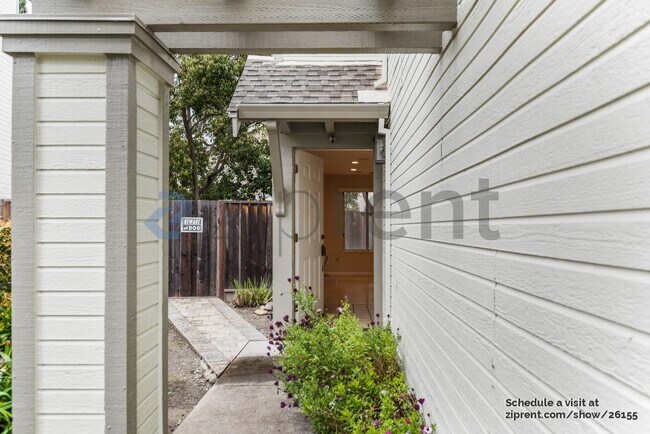 Building Photo - 6125 Linford Terrace
