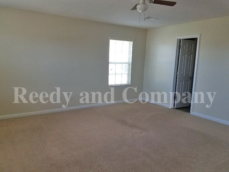 Building Photo - 10094 Chariden Dr
