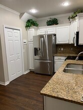 Building Photo - 14916 Salamander Pl