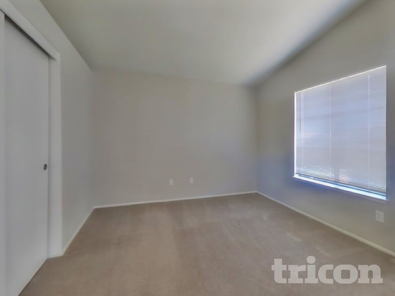 Building Photo - 254 Voyager Dr