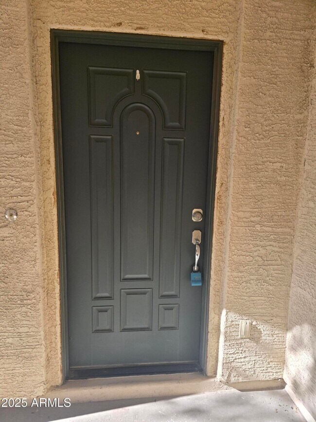 Building Photo - 2644 E Megan St