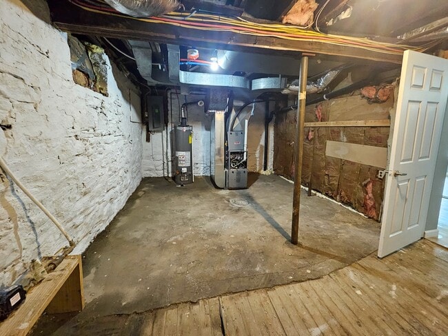 Building Photo - 539 Marie Ave