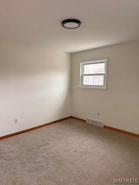 Building Photo - 203 Highland Ave