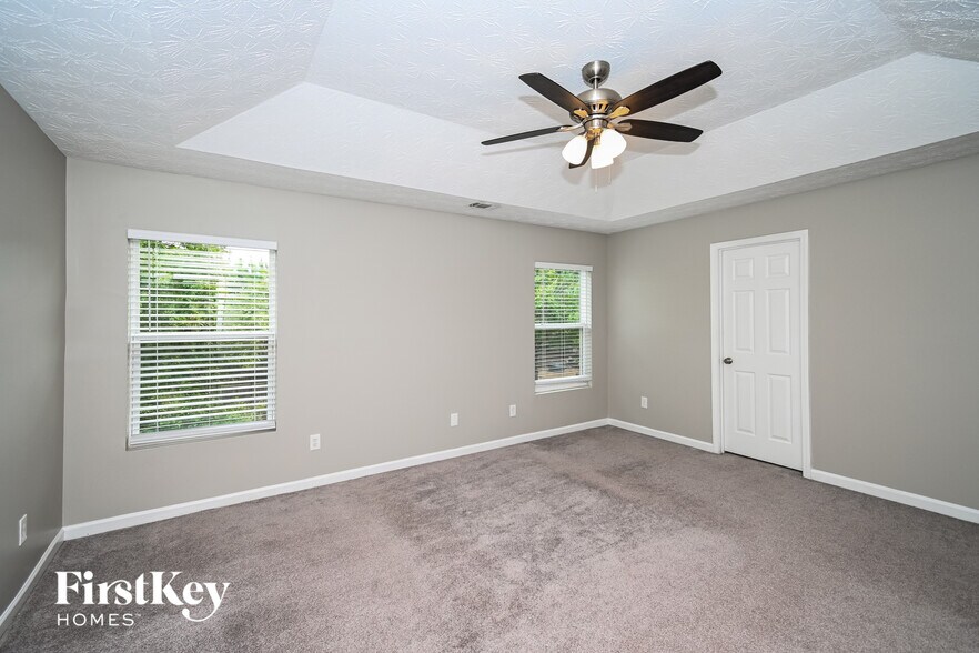 Building Photo - 135 Parkmont Ct