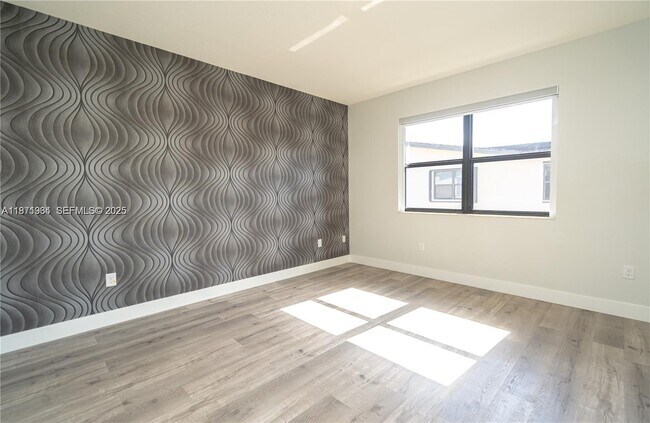 Building Photo - 10574 NW 81st Terrace