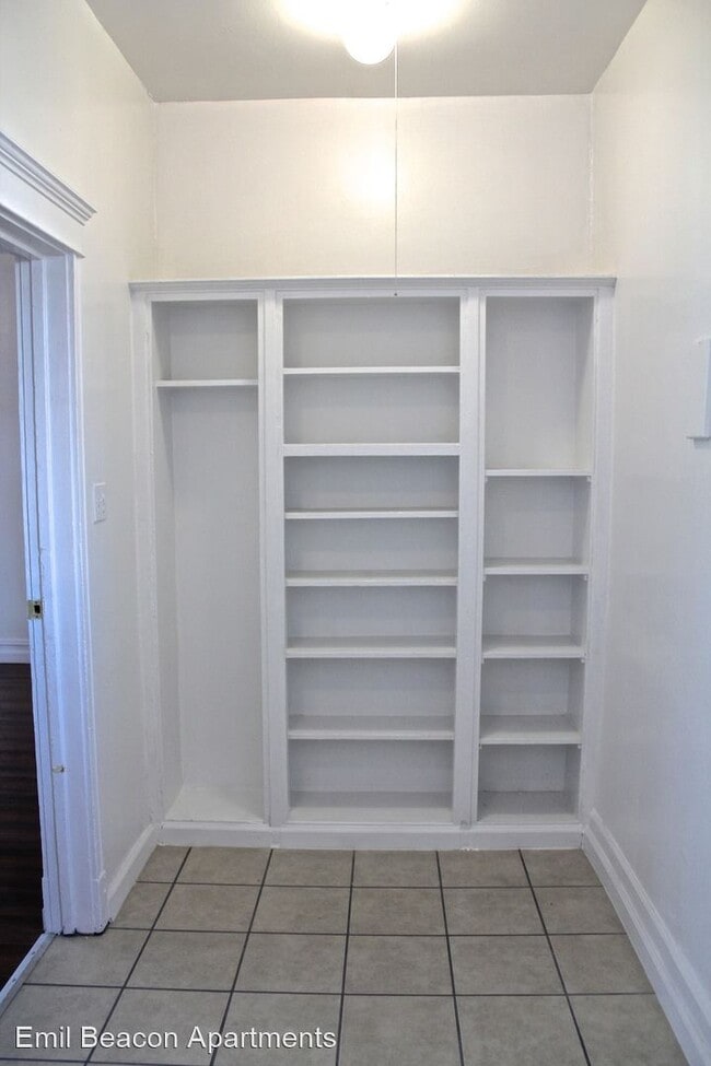 Building Photo - 945 Beacon Ave