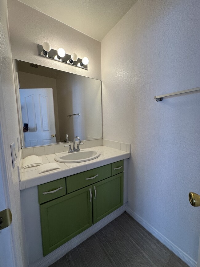 Building Photo - 9156 Sangria Ln