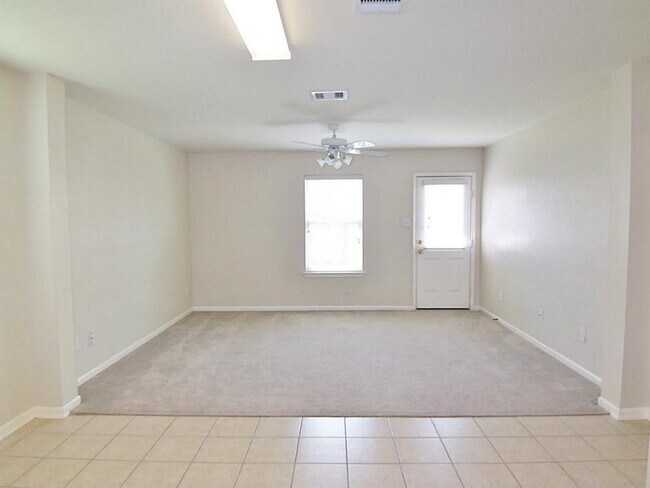 Building Photo - 7335 Kransburg Ranch Dr