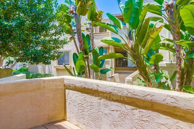 Building Photo - 3268 Via Marin