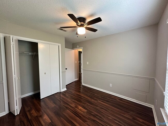 Building Photo - 13065 Hermosa Dr SW
