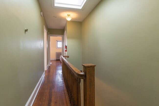 Building Photo - 2633 Adams Mill Rd NW