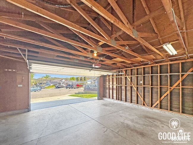 Building Photo - Comfortable 4BR Poway Home with Yard & Great Layout