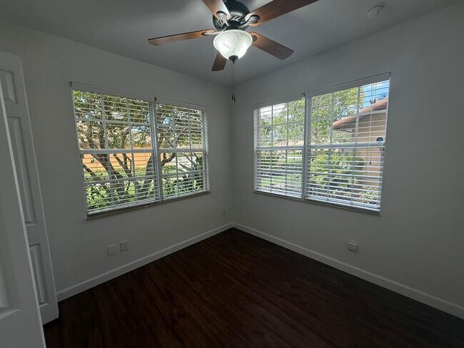 Building Photo - 8297 NW 128th Ln