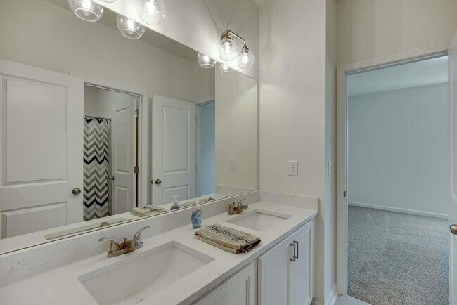 Building Photo - 230 Blue Dragon Dr