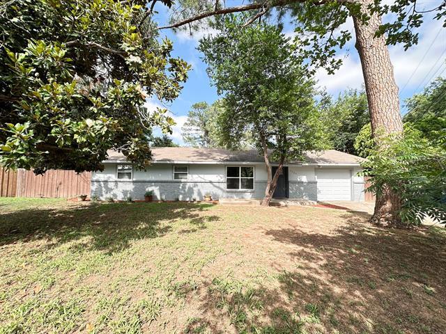 Building Photo - 6600 Lakeside Dr
