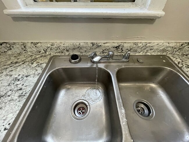 Building Photo - SECTION 8 and EDEN ACCEPTED!! Newly Renovated 4BR Home with Tons of Space!