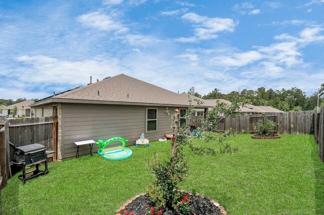 Building Photo - 3610 Crimson Embers Lane