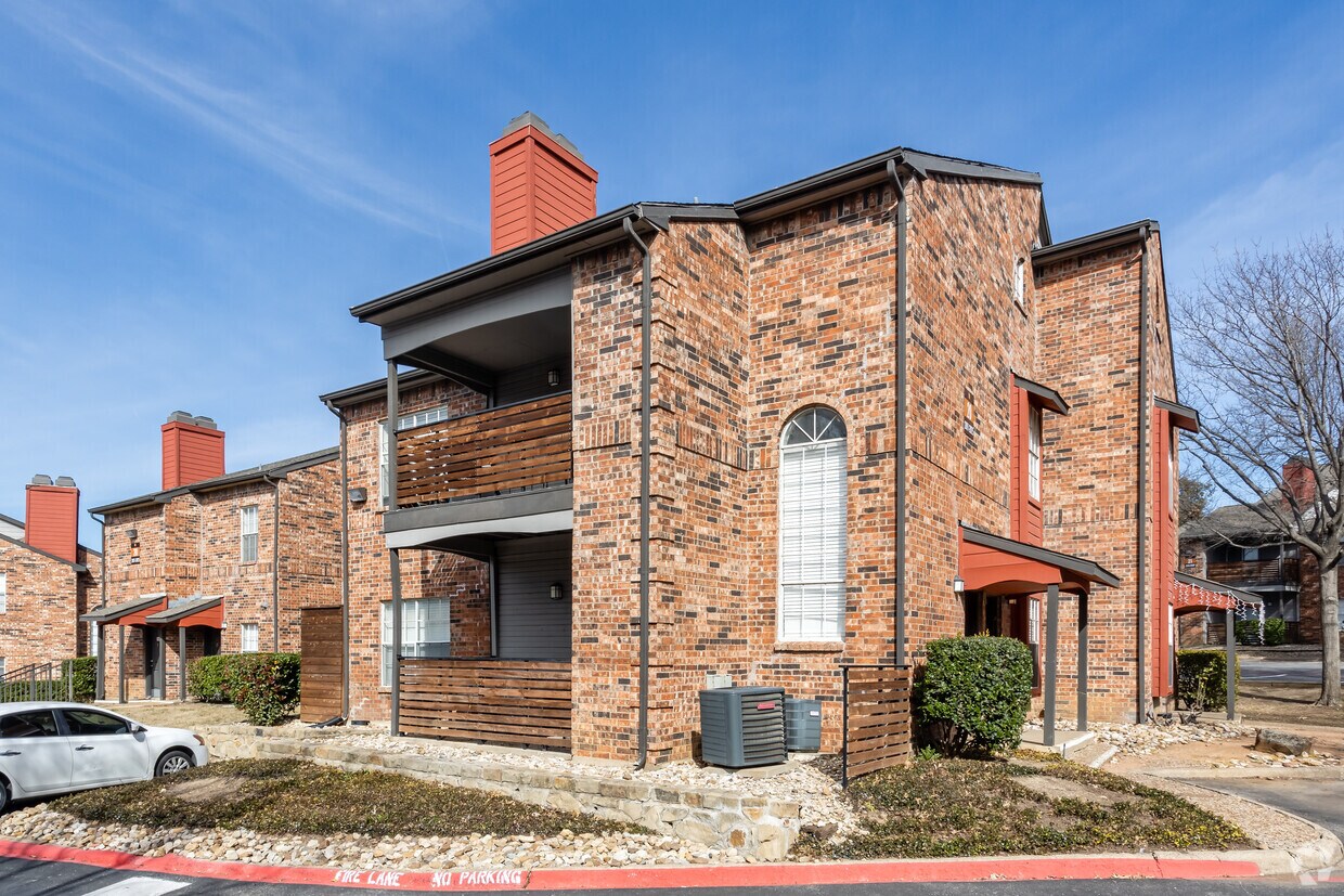 Marsh Creek Apartments Dallas