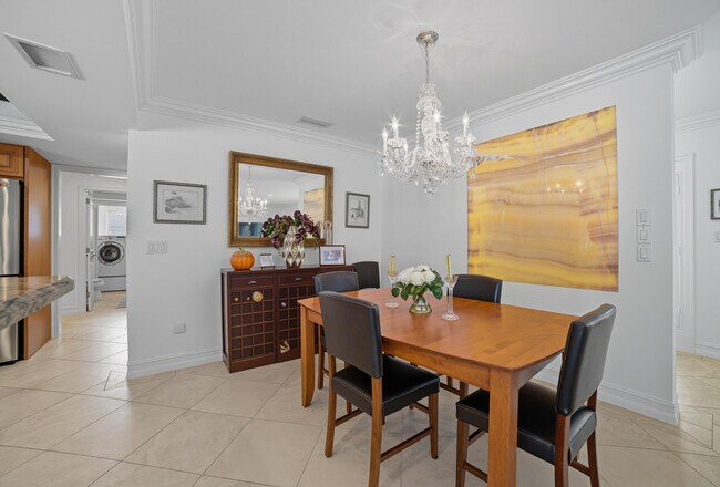 Building Photo - 1050 Gulfstream Way