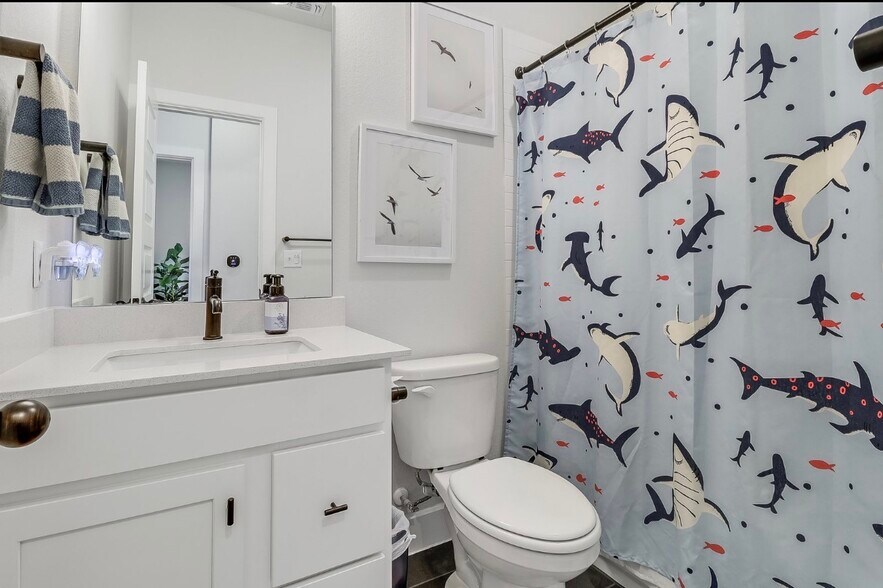 Building Photo - 6006 Rangeland Rd