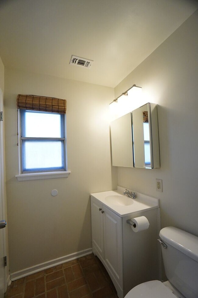Building Photo - 11615 Sandman Dr