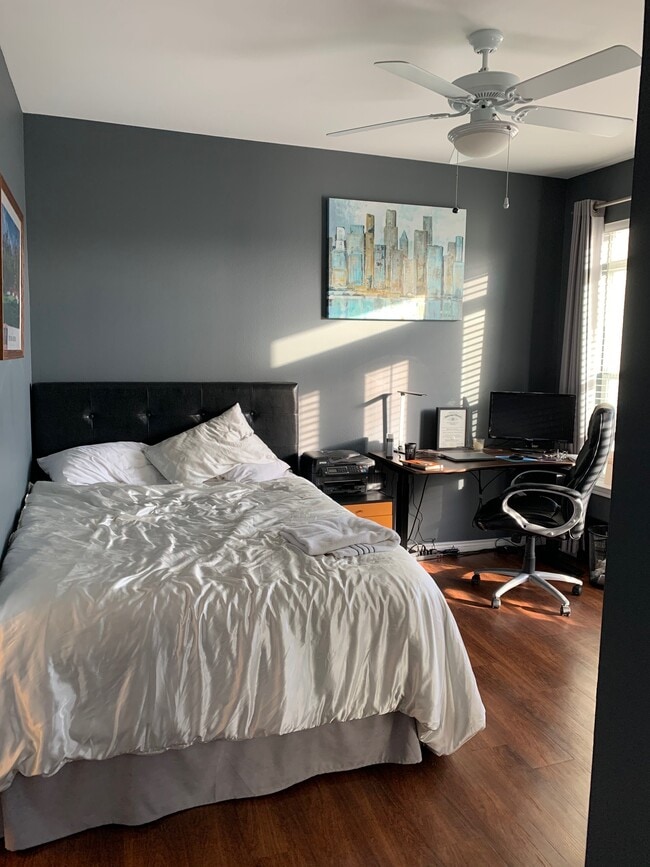 Guest Bed - 2606 Wilson St
