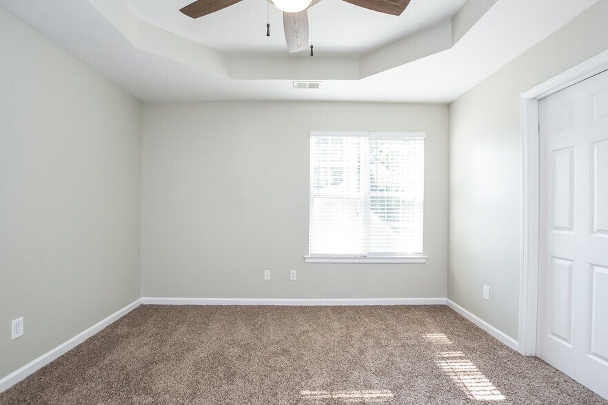 Building Photo - 2721 Windsor Ct