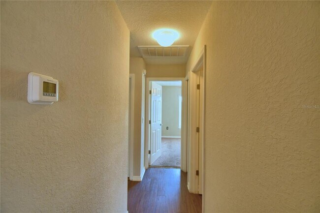 Building Photo - 605 Vittorio Dr