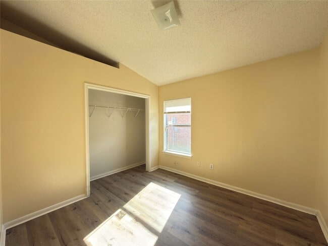 Building Photo - 4622 Bryant Ridge Rd