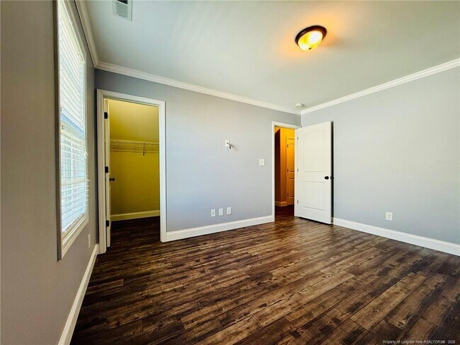 Building Photo - 848 Bellingham Way